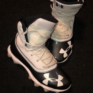Football cleats